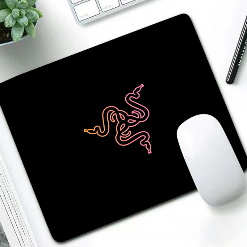 Razer Luxury Mouse Pad Anime G - огляд і ціна Gaming Keyboard Easy To Clean